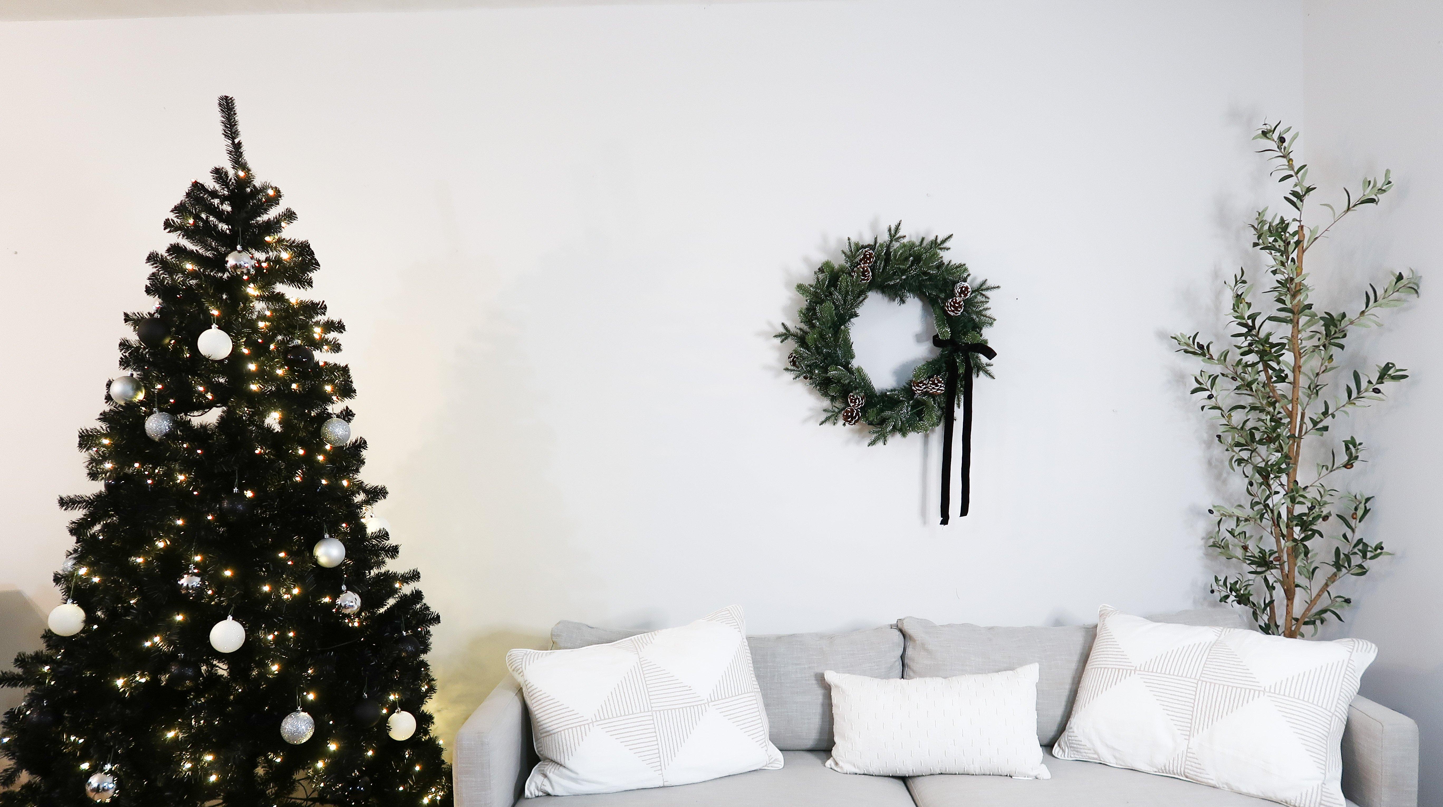 The Chanel Christmas Tree  White christmas trees, Black christmas