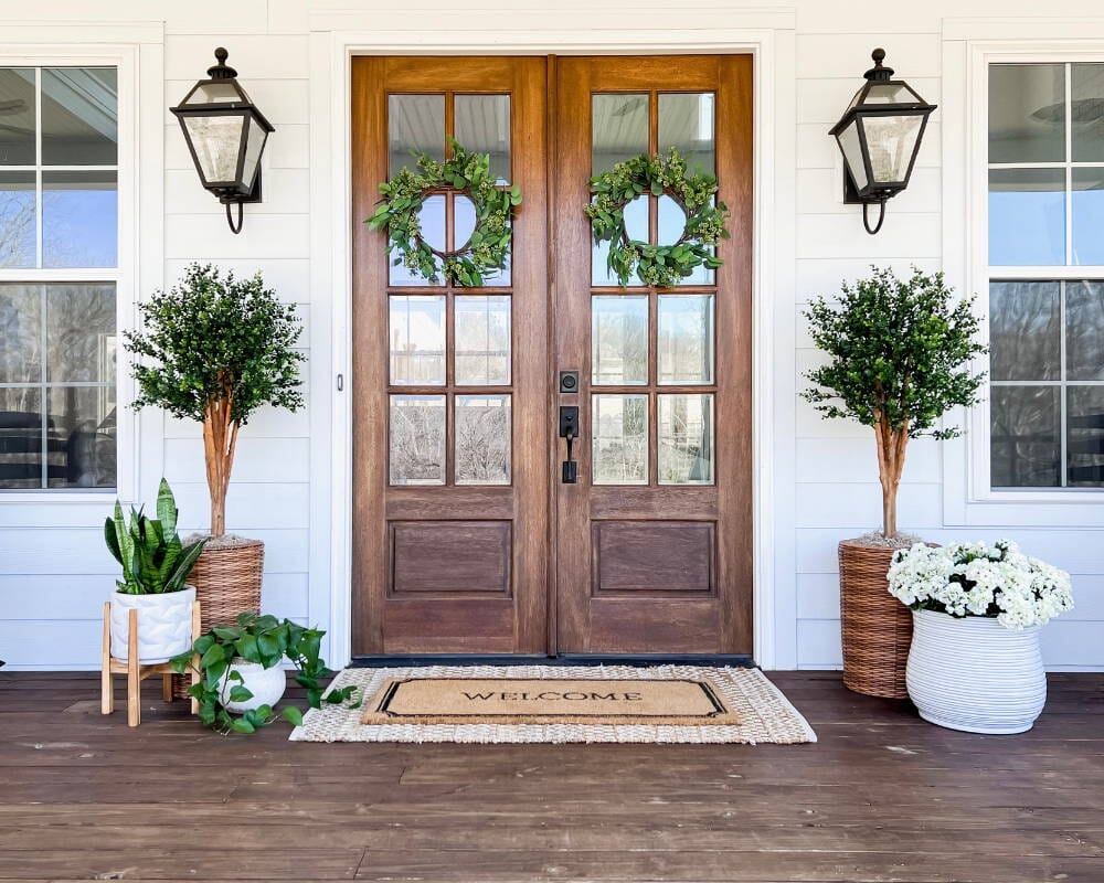 Best Front Porch Ideas To Decorate For Easter Outdoors