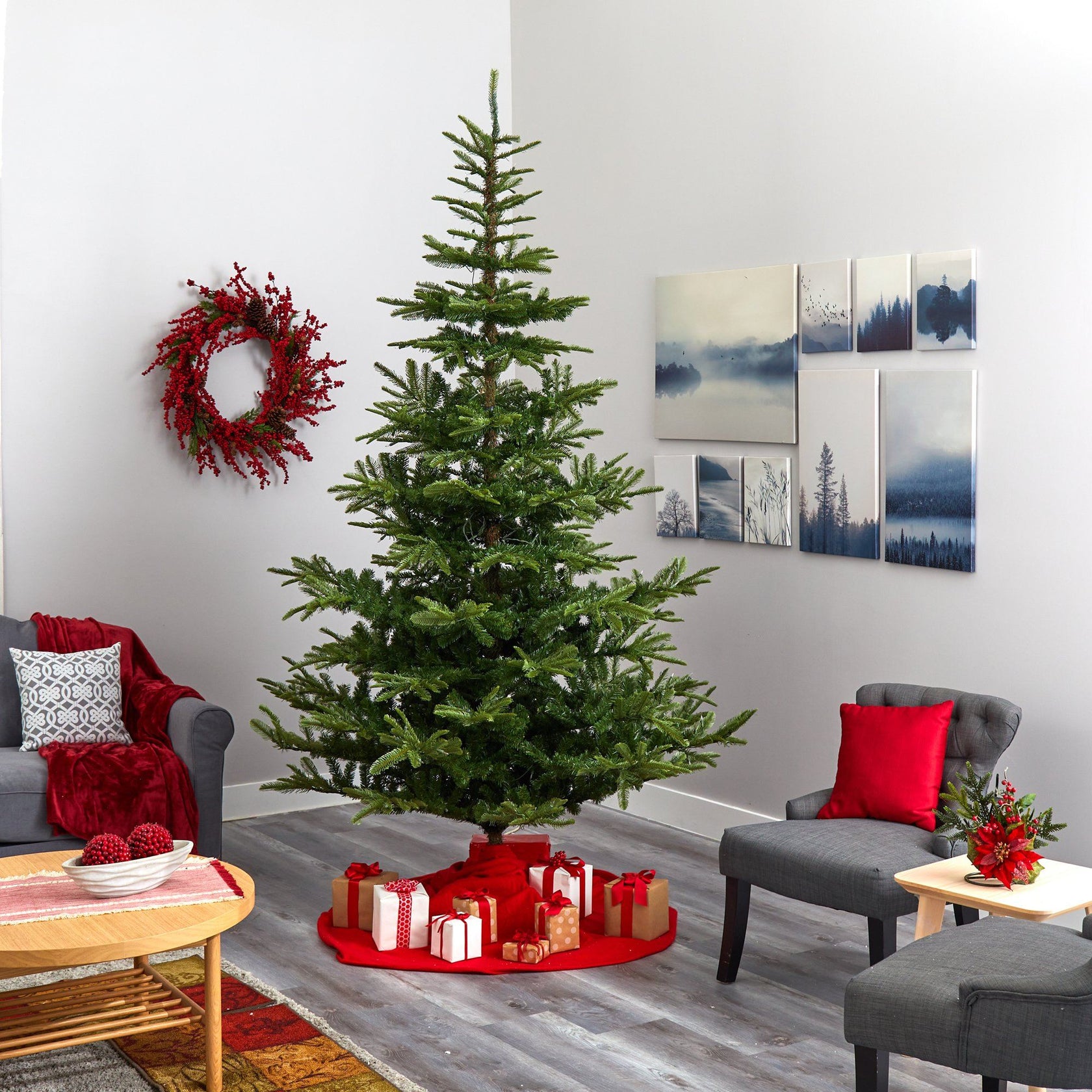 9’ Layered Washington Spruce Artificial Christmas Tree with 750 Clear ...